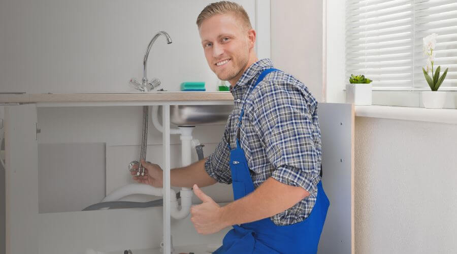 Expert burst pipe repair services in Elizabeth, LA
